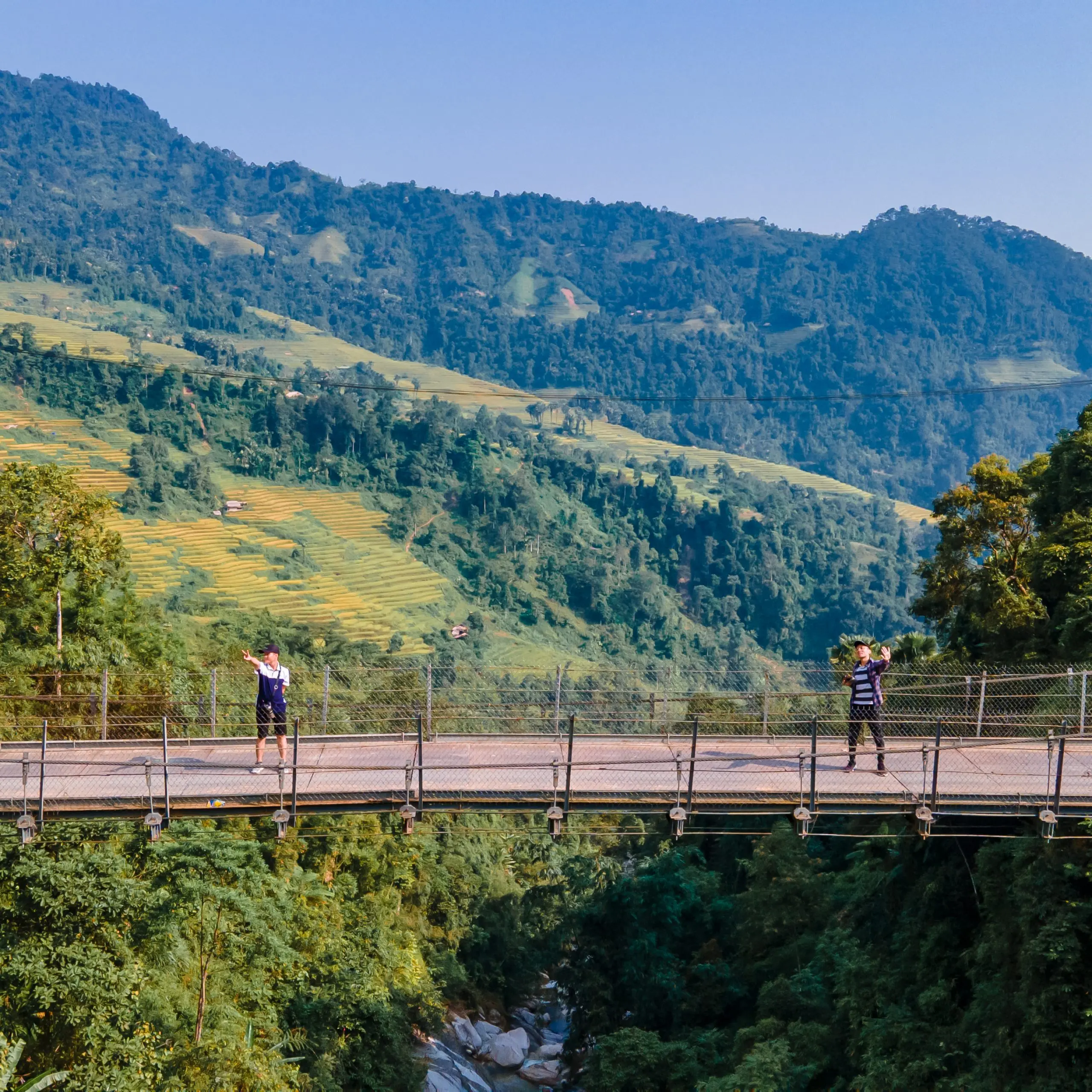 Khuoi My – Lung Vai- Na Mau – Xa Phin- Hươu waterfall- Nam Te Trekking tour 2 days 1 night