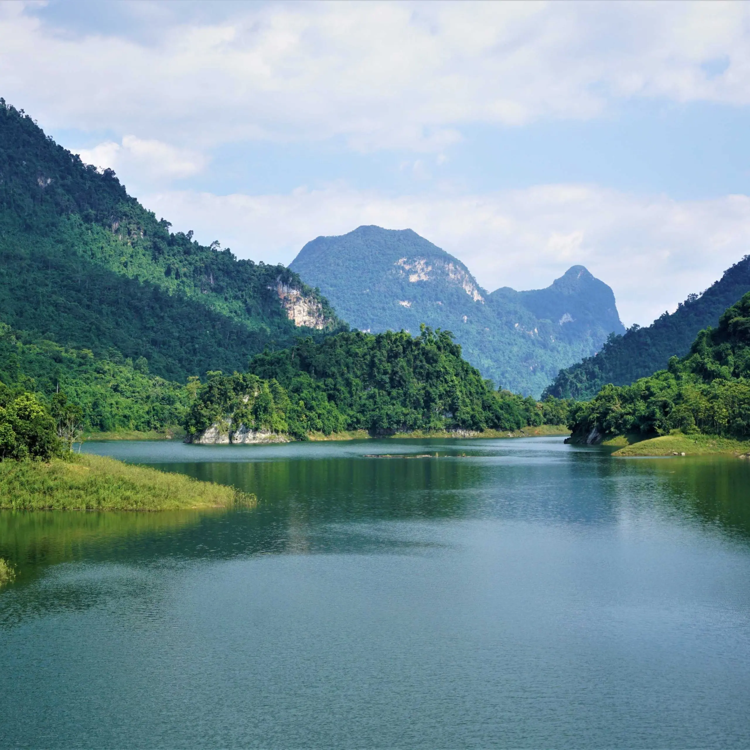 Hanoi – Tuyen Quang- Ha Giang Loop – Cao Bang – Ban Gioc waterfal – Ba Be lake 7 days 6 nights