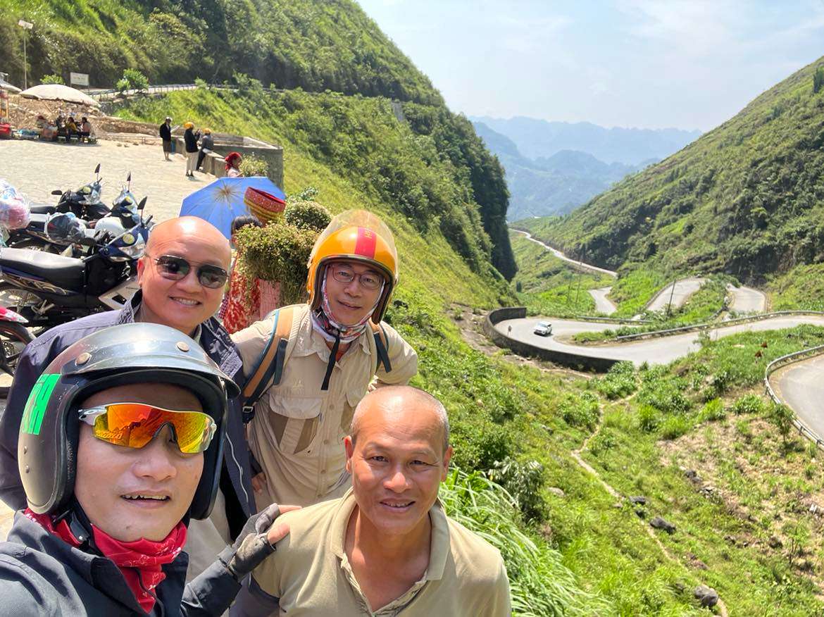 4 Days / 3 Nights Motorbike or Car Tour: Hanoi to Ha Giang Loop – Epic Scenery and Culture