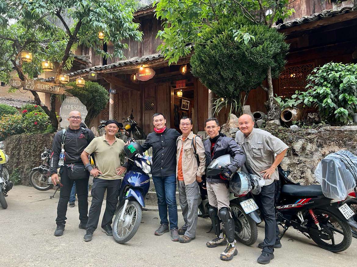 4 Days / 3 Nights Motorbike or Car Tour: Hanoi to Ha Giang Loop – Epic Scenery and Culture