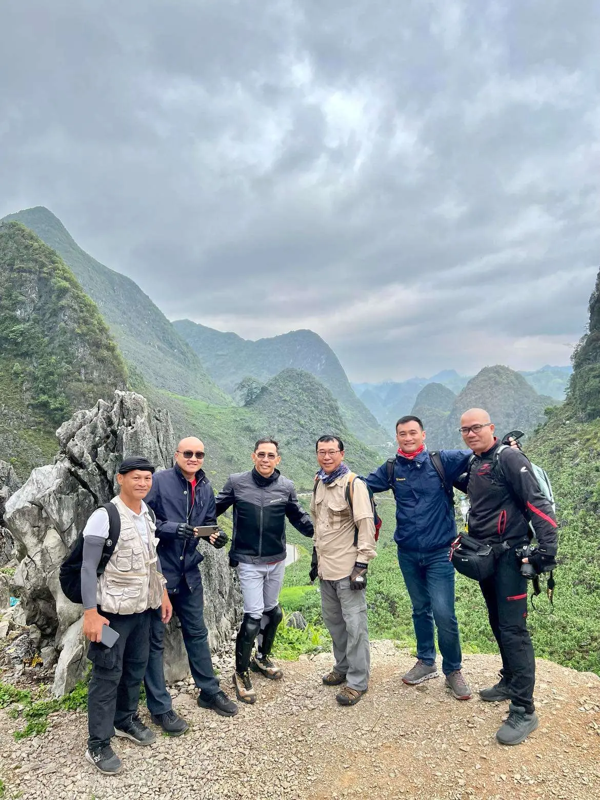 4 Days / 3 Nights Motorbike or Car Tour: Hanoi to Ha Giang Loop – Epic Scenery and Culture