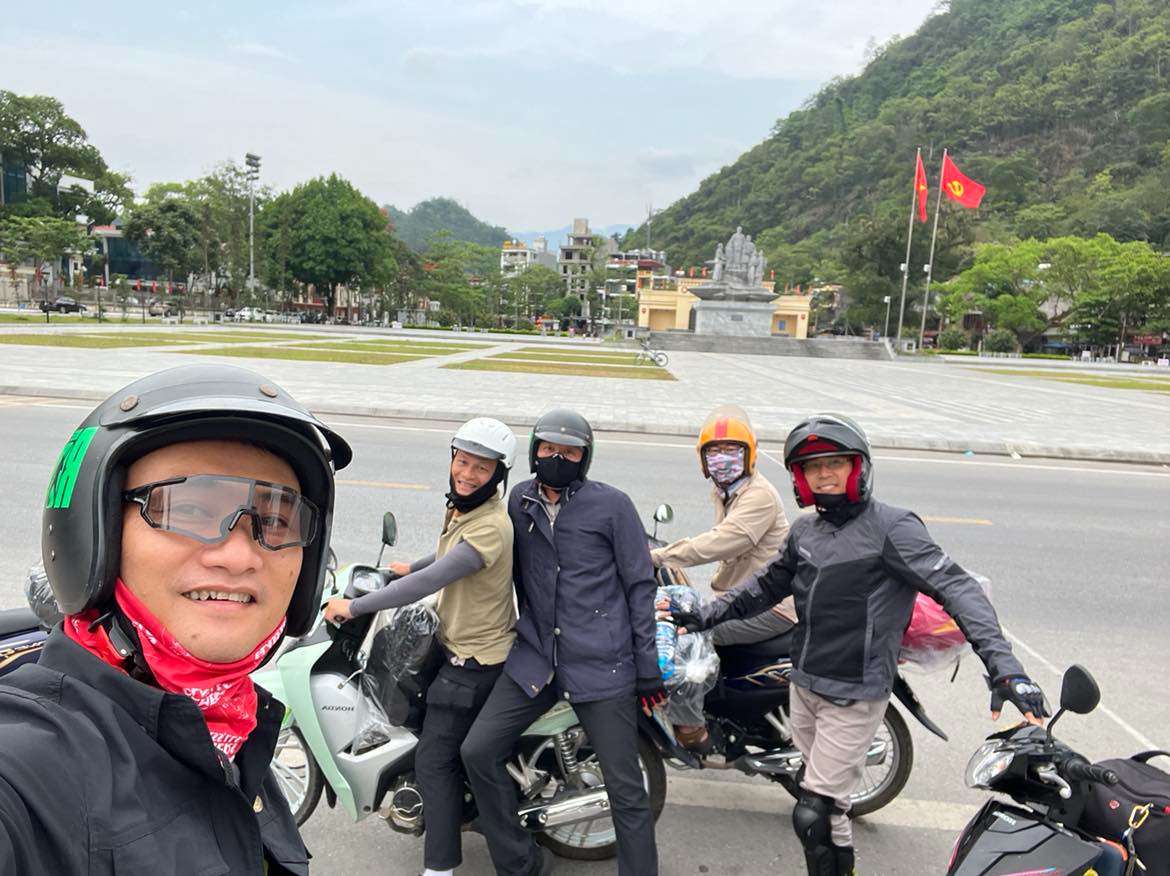 4 Days / 3 Nights Motorbike or Car Tour: Hanoi to Ha Giang Loop – Epic Scenery and Culture