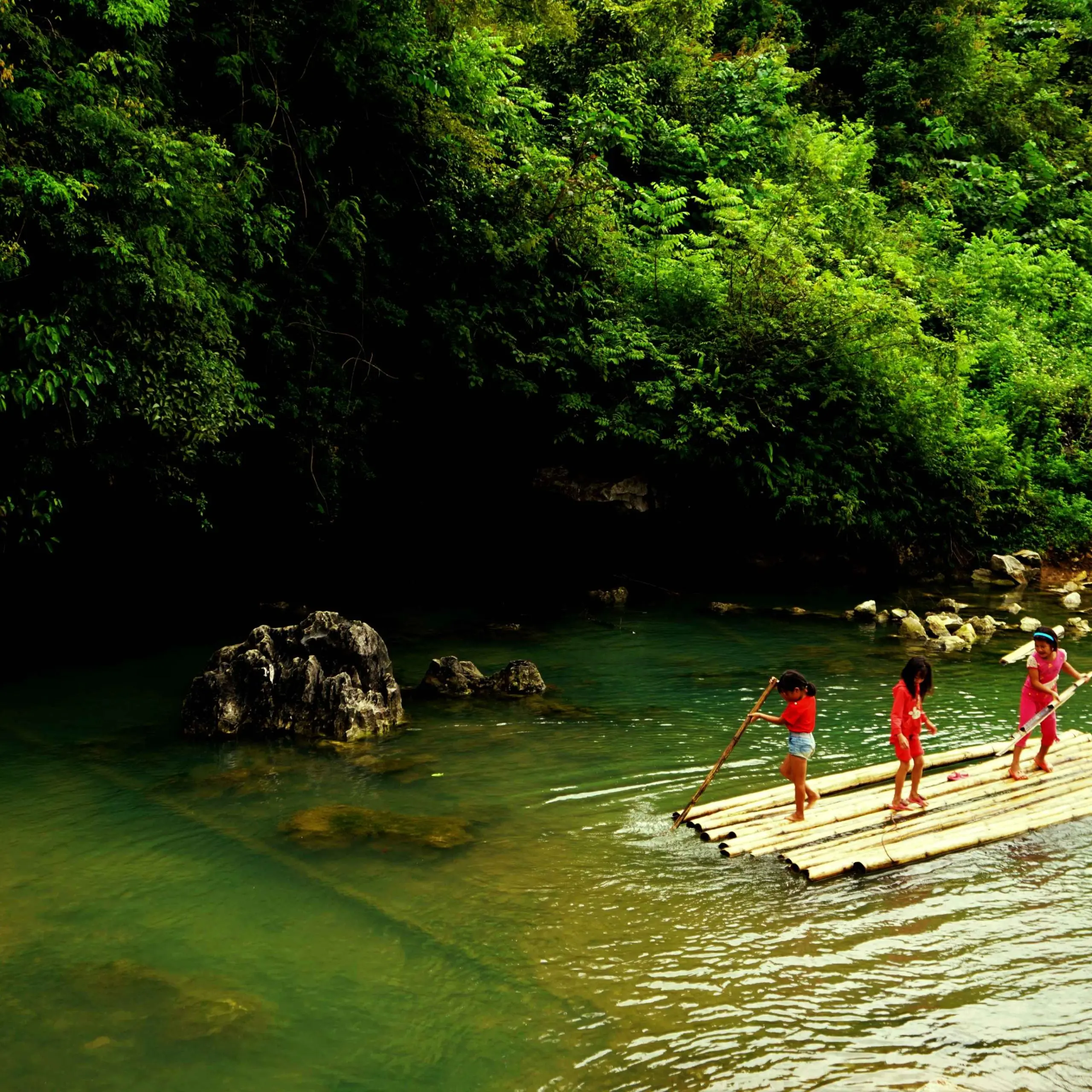 Hanoi – Tuyen Quang- Ha Giang Loop – Cao Bang – Ban Gioc waterfal – Ba Be lake 7 days 6 nights