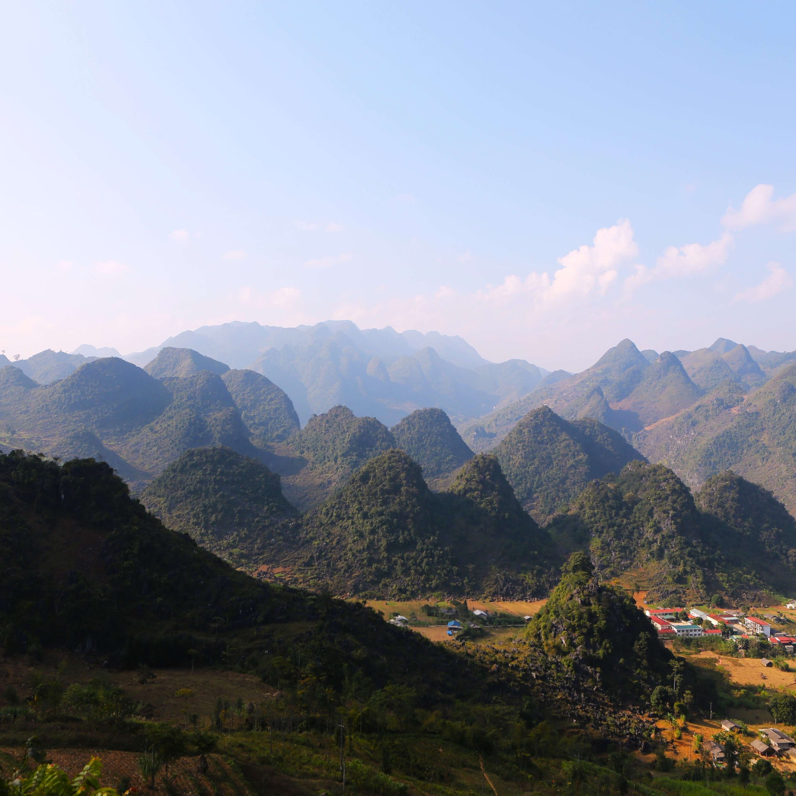 4 Days / 3 Nights Motorbike or Car Tour: Hanoi to Ha Giang Loop – Epic Scenery and Culture