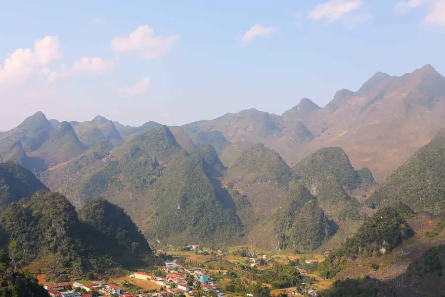4 Days / 3 Nights Motorbike or Car Tour: Hanoi to Ha Giang Loop – Epic Scenery and Culture