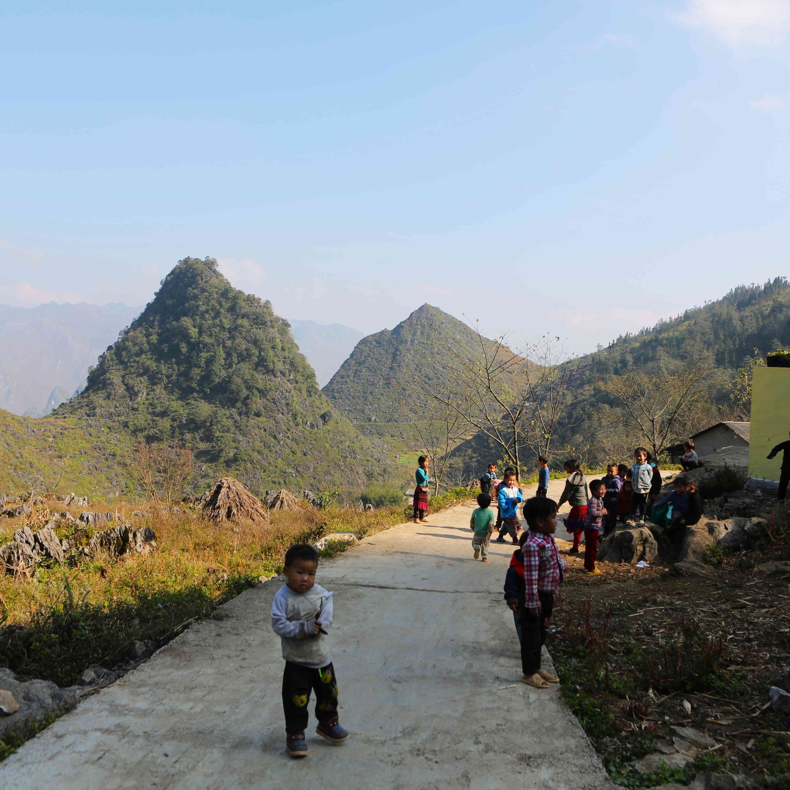 4 Days / 3 Nights Motorbike or Car Tour: Hanoi to Ha Giang Loop – Epic Scenery and Culture